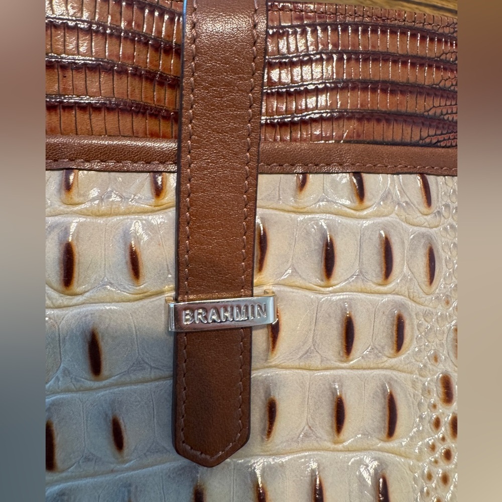 Brahmin All Day Croc Embossed Crossbody Clutch - Picture 12 of 17